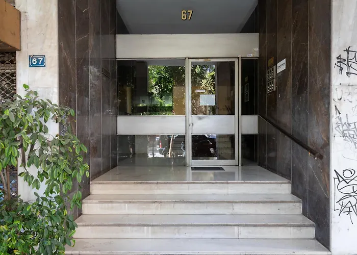 Homely Apt In Neapoli, Exarcheia